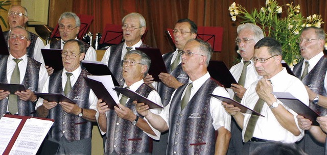 Quicklebendig, schwungvoll und frisch: der Reichenbacher Mnnerchor   | Foto: Heidi Fssel