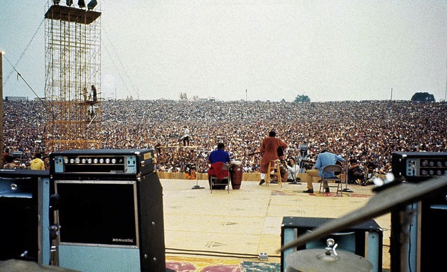 Friedliche Masse: der Snger Richie Ha...den Fnfhunderttausend in Woodstock     | Foto: rolf Heyne