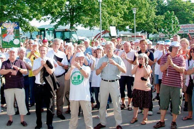 Blockade in Hausen: Brgerinitiative stoppt Bahn-Gesprche