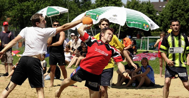 Sand-Handball ist heute auf der Anlage des TSV Alemannia Zhringen zu sehen.   | Foto: Lars Bargmann