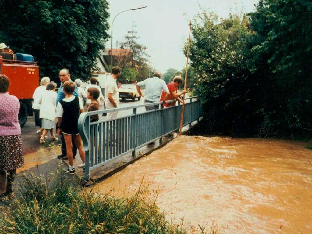 Auch 1985 trat der Drrenbach ber seine Ufer