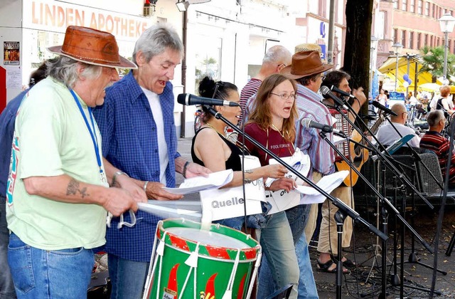 Mit Musik wurde das Berbertreffen in der Offenburger Innenstadt erffnet. 