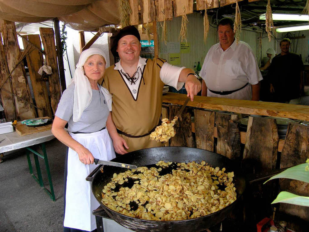 <Bildtext>Rustikal und schmackhaft: Bratkartoffeln von der Nordweiler Vereinsgemeinschaft im „Alpirsbacher Hof“. </Bildtext>