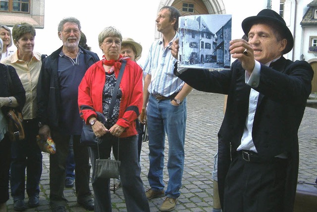 Schopfheim   mit  Augustin  gesehen:  ...meier anhand  von  alten Fotos vor.     | Foto: Frey