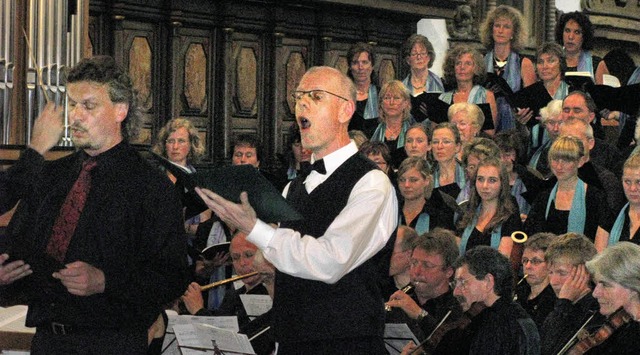 Der Kammerchor Bad Sckingen, eine Sch...ter Werke von Haydn und Puccini auf.    | Foto: michael gottstein