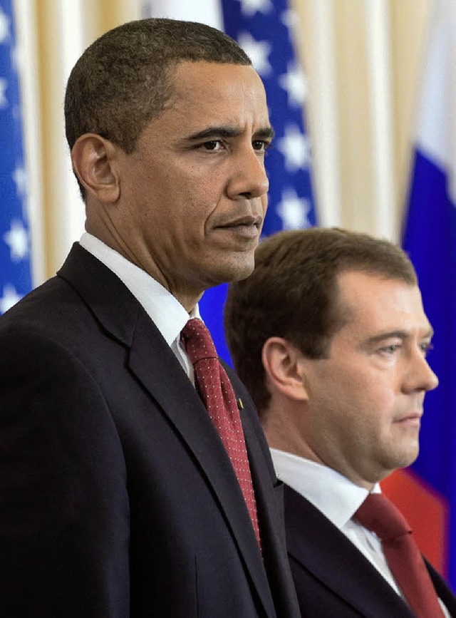 Zwei Mal rote Krawatte: US-Prsident B... Obama und Dimitri Medwedew in Moskau   | Foto: AFP