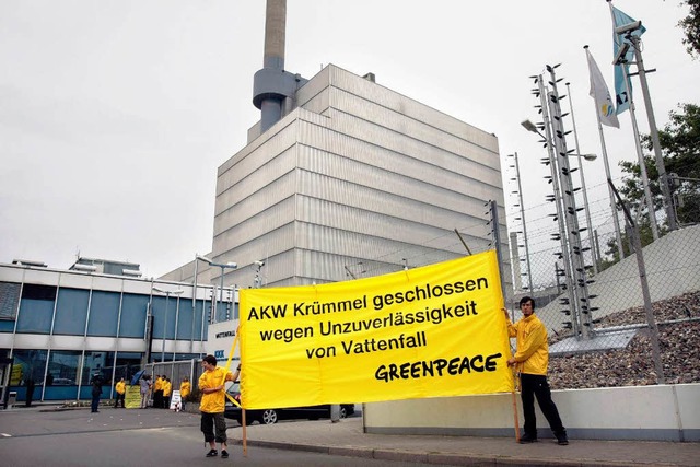 Bleiben die deutschen Atomkraftwerke am Netz?  | Foto: dpa
