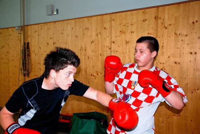 Beim Kickboxen sollen Schler Respekt voreinander bekommen.  | Foto: Maja Tolsdorf