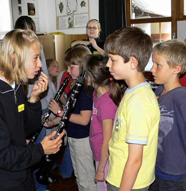 Instrumentenvorstellung in der Grundschule  | Foto: Claudia Warth