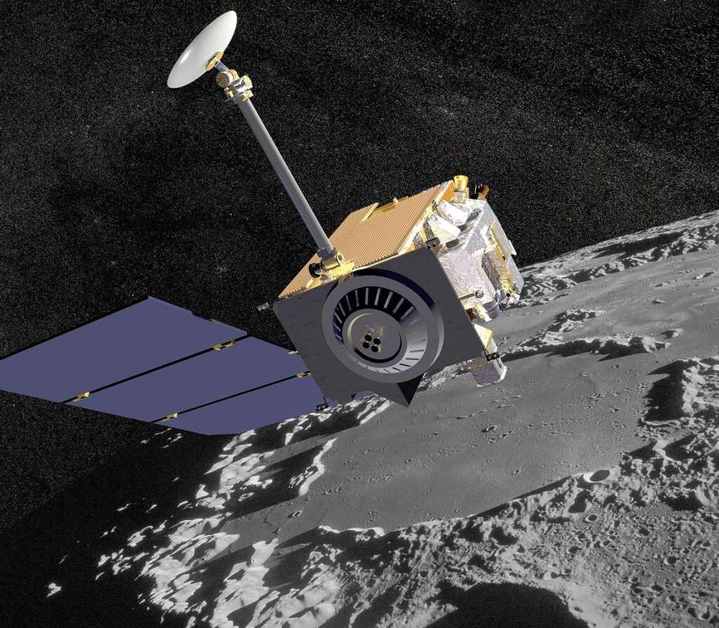 Diese Computergrafik zeigt einen "LunarReconnaissance Orbiter" (LRO) vor dem Mond.