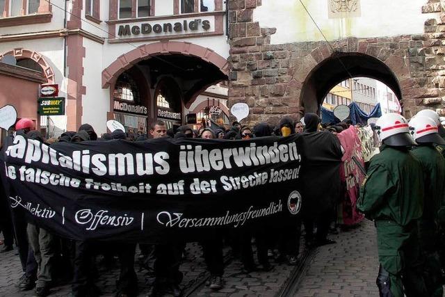 Demonstranten richten Schden in Freiburg an