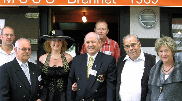 Der Vorstand des Motor- und Segelboots...aus, Willi Maier und  Brigitte Becker.  | Foto: alfons ebner