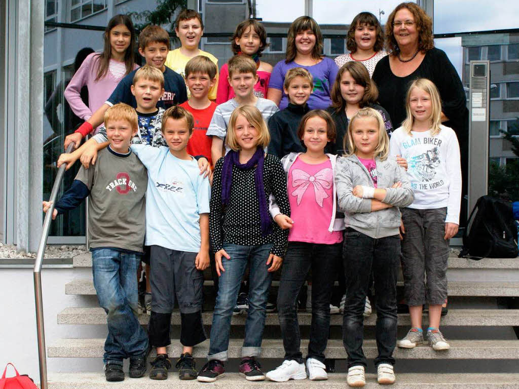 Die Klasse 4 der Hermann-Daur-Schule mit ihrer Klassenlehrerin Frau Mai