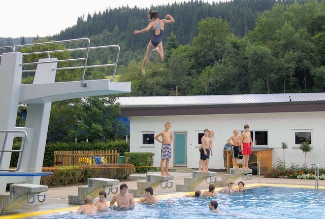 freibad neustadt  | Foto: peter stellmach