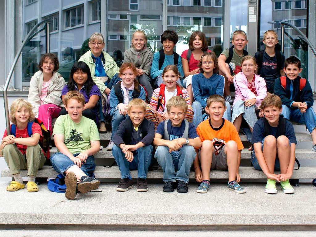 Die Klasse 4b der Silberbergschule Bahlingen mit ihrer Lehrerin Frau Wetzel