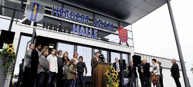 Der neue Name   der Altenheimer Mehrzw...vorsteher knftig Herbert-Adam-Halle.   | Foto: Wolfgang Knstle