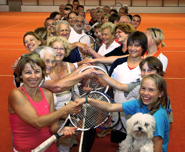 Lebendige Partnerschaft: Tennisfreunde...ch  und hatten jede Menge Spa dabei.   | Foto: eva korinth