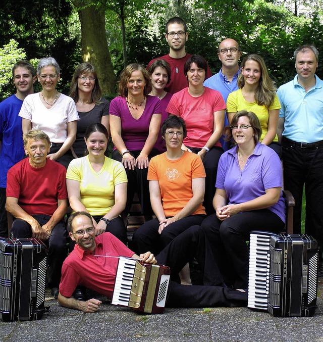 Der Akkordeonclub Waldkirch ldt am So...sentiert Titel von Abba und anderen.   | Foto: Veranstalter