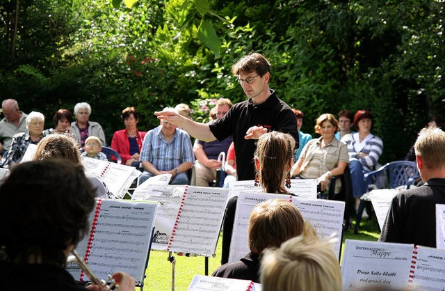 <Bildtext>&#8222;Bigband-Flair&#8220; ... Hohenstein in Tutschfelden</Bildtext>  | Foto: Bergmann