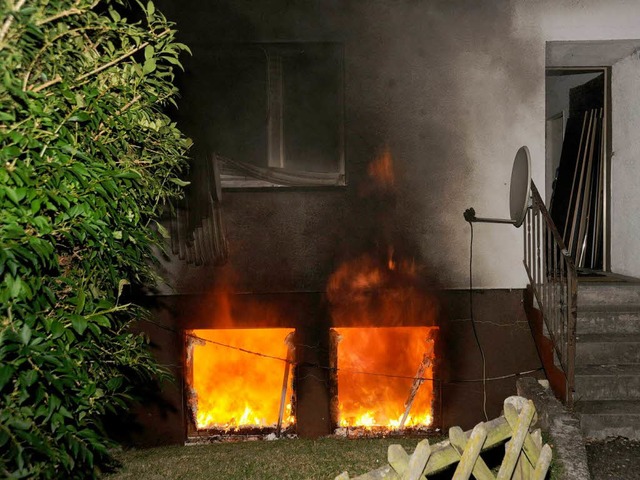 Lichterloh brannte  diese Wohnung in Neuenburg.   | Foto: Volker Mnch