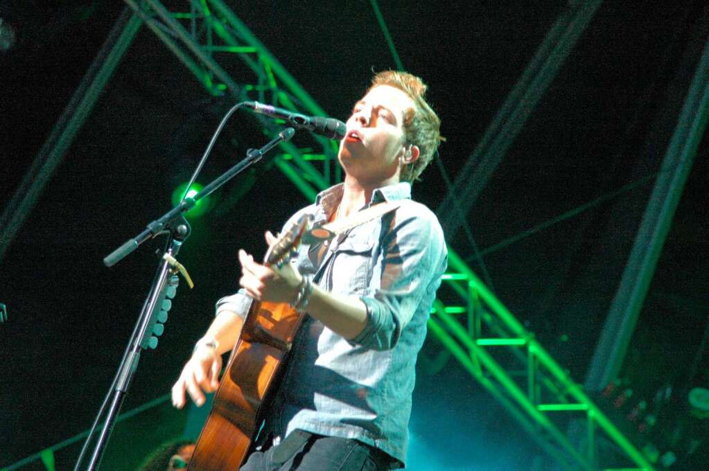 James Morrison und Milow verzauberten den Lrracher Marktplatz.