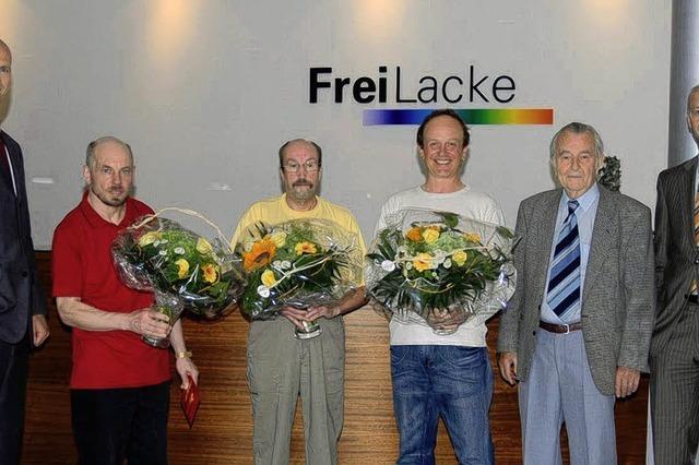 Dreifaches Arbeitsjubilum bei Frei Lacke