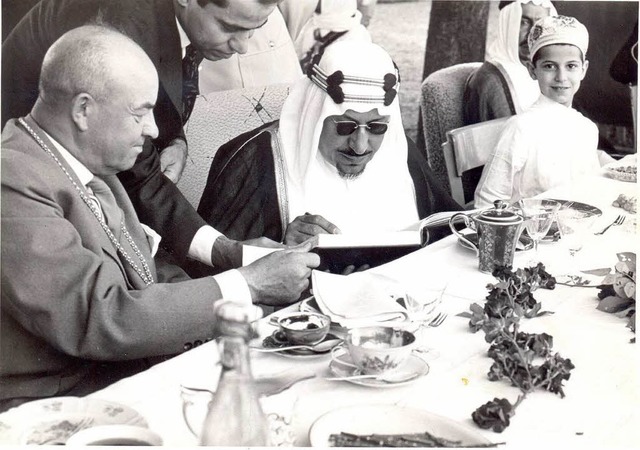 Knig Ibn Saud bei seinem Besuch in Breisach am 26.  Juli 1959.  | Foto: Stadtarchiv Breisach / Photo-Mhlbauer