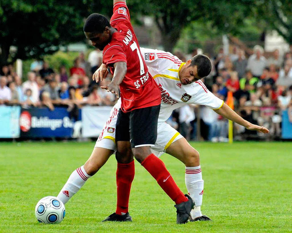 Neuzugang Cedrick Makiadi in Aktion.