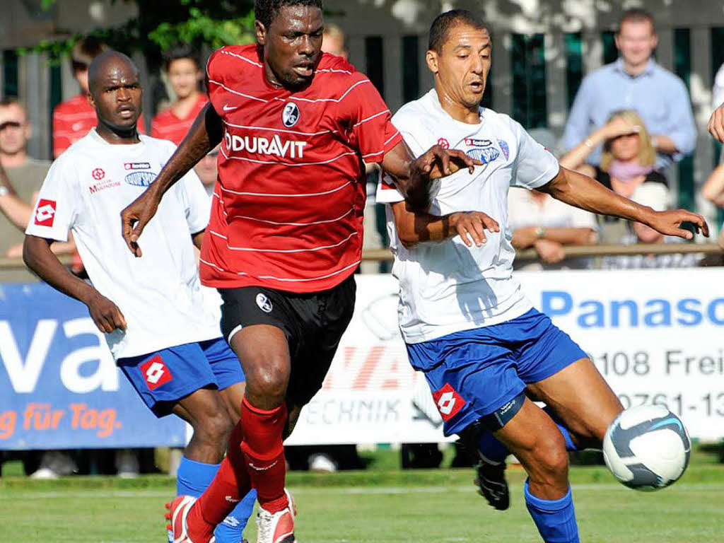 Spielszenen: SC Freiburg gegen den FC Mulhouse