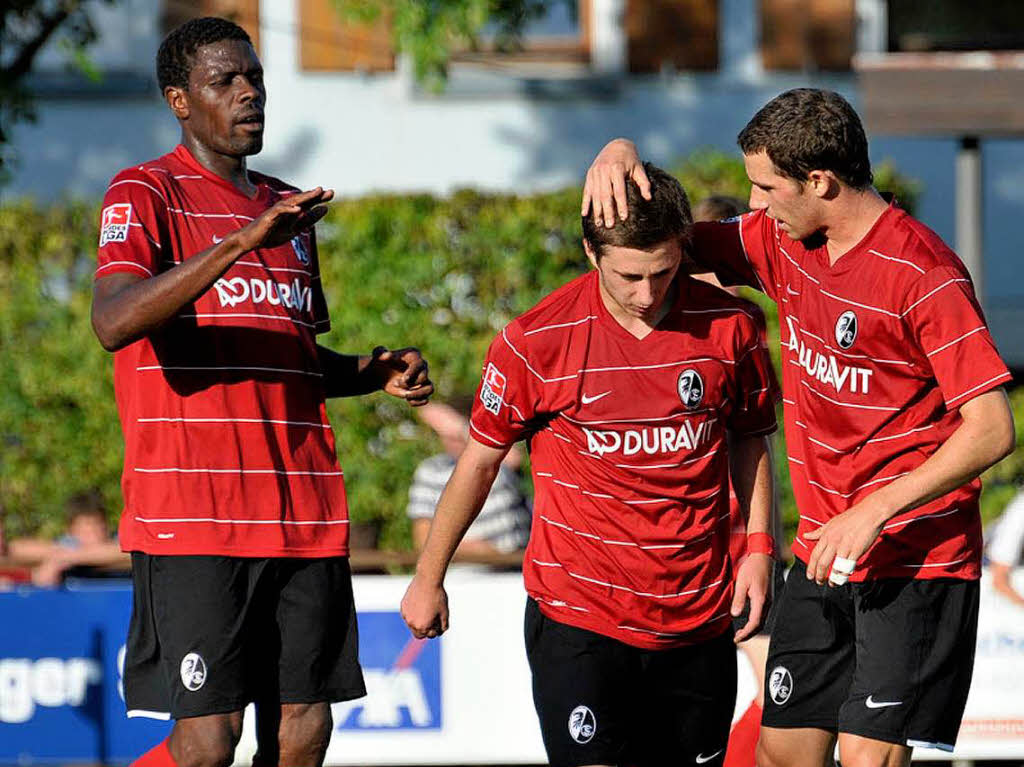 Spielszenen: SC Freiburg gegen den FC Mulhouse