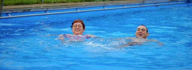 Nachtschwimmen mit Spa: Dazu ldt das... Schweigmatt  immer donnerstags ein.    | Foto: Angelika Schmidt