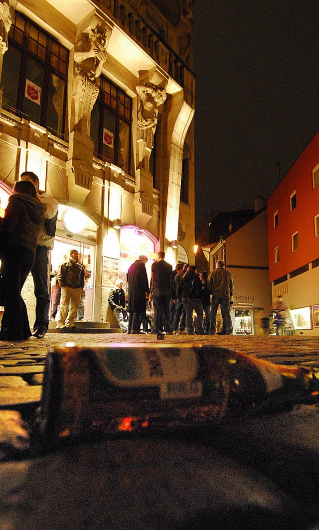 In Freiburgs Kneipenviertel, dem Bermu...rf man wieder auf der Strae trinken.   | Foto: Bamberger