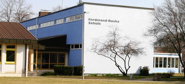 Die Ferdinand-Ruska-Schule wird sanier...Bedenken gegen den Plan eingewendet.    | Foto: Sandra Decoux-Kone