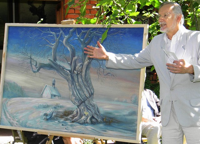 Gnther Diehl, der die Laudatio hielt,...onische in der explosiven Natur zeigt.  | Foto: Dennis zkan