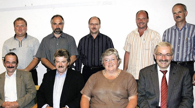Der neue Ibacher Gemeinderat ist  im A...ard Bhler (hintere Reihe von links).   | Foto: Christel Schuster-Stich