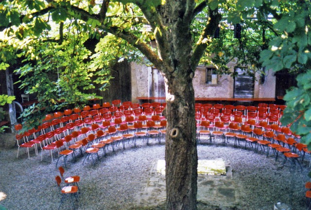 Theater unter der Kastanie: Das ist da...eichen des Kanderner Theater im Hof.    | Foto: Theater im Hof/Baas