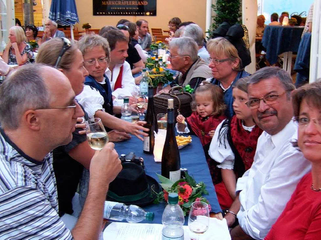 Das Markgrfler Weinfest in Staufen bringt festfreudige Menschen und guten Wein zusammen.