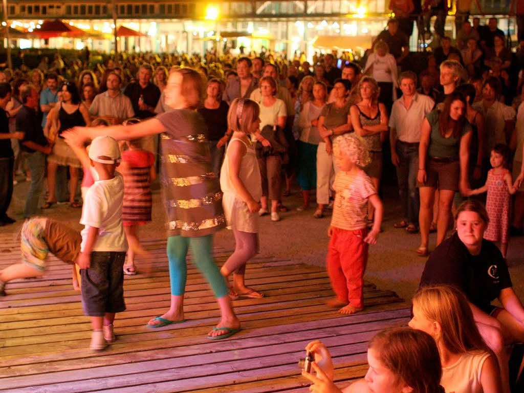 Vorfhrungen, Rummel, Musik, Volksbelustigung: der Seehock in Freiburg.