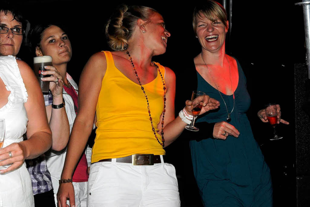 Eine tolle Atmosphäre herrschte am Freitag und Samstag bei den 5. Cover Nights auf dem Markgräfler Platz in Müllheim. Eine tolle Atmosphäre herrschte am Freitag und Samstag bei den 5. Cover Nights auf dem Markgräfler Platz in Müllheim.