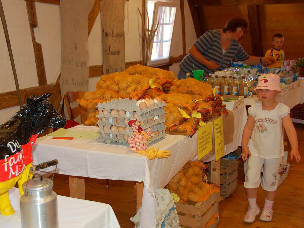 Bauernmark: Erstmals wurden in der Schr regionale Produkte angeboten.