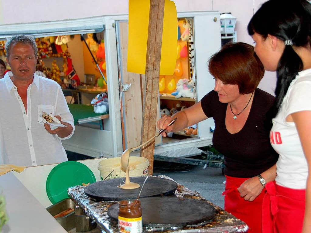 Feinste Crpes gab es beim Sngerbund.