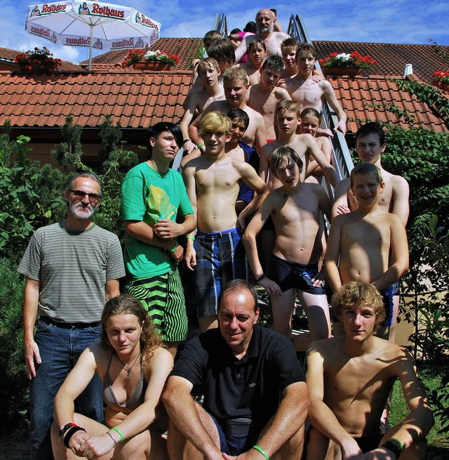 <Bildtext>Die Teilnehmer des Rollhocke...dleiter Thomas Furtwngler </Bildtext>  | Foto: Sedlak
