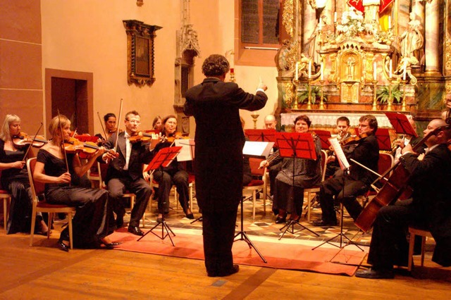 Das polnische Kammerorchester Torun mi...urnee ihr Premierekonzert in Endingen.  | Foto: Ilona Hge