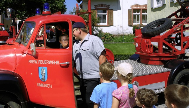 Da will jeder ans Steuer &#8211; histo...) und Volker Roth  organisiert haben.   | Foto: Barbara Schmidt