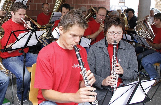 Die Schollenhockbloser  unterhielten d...gvereins Meienheim zum Frhschoppen.   | Foto: Heidi Fssel