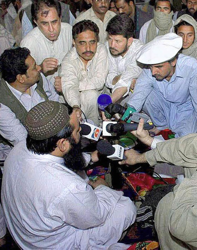 Vor einem Jahr gab Baitullah Mehsud no...h aber nur von hinten fotografieren.    | Foto: dpa