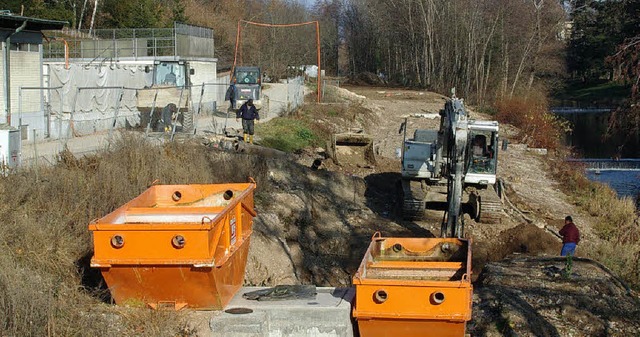 Der Bau des Verbandssammlers war  umstritten, konnte aber 2003 beginnen.   | Foto: Frey