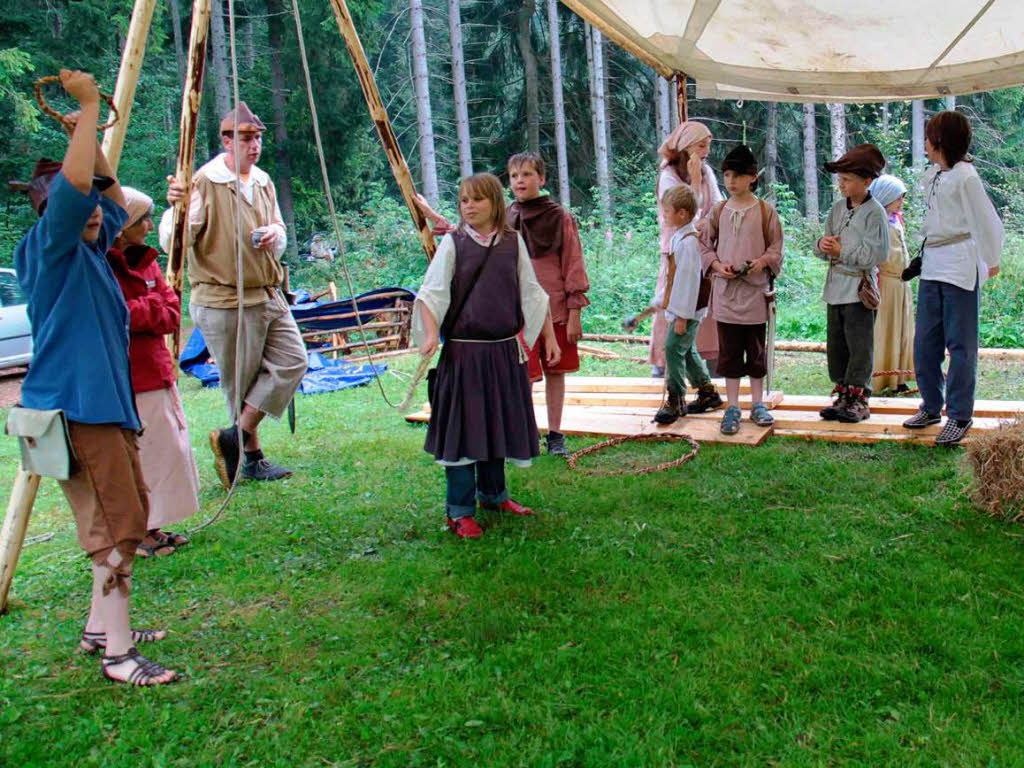 Bei der Erlebnistour Mittelalter begaben sich die Besucher in die Zeit des legendren Bauernhauptmanns Hans Mller