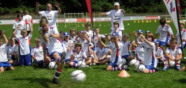 <Bildtext>54 Jungs und Mdels waren be...ball-Camp begeistert dabei.</Bildtext>  | Foto: heike armbruster