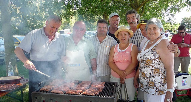 Der Fuball-Club CS Millennium-Giarmat...rgermeister Delvai Jan aus Giarmata.   | Foto: Gottfried Blansche